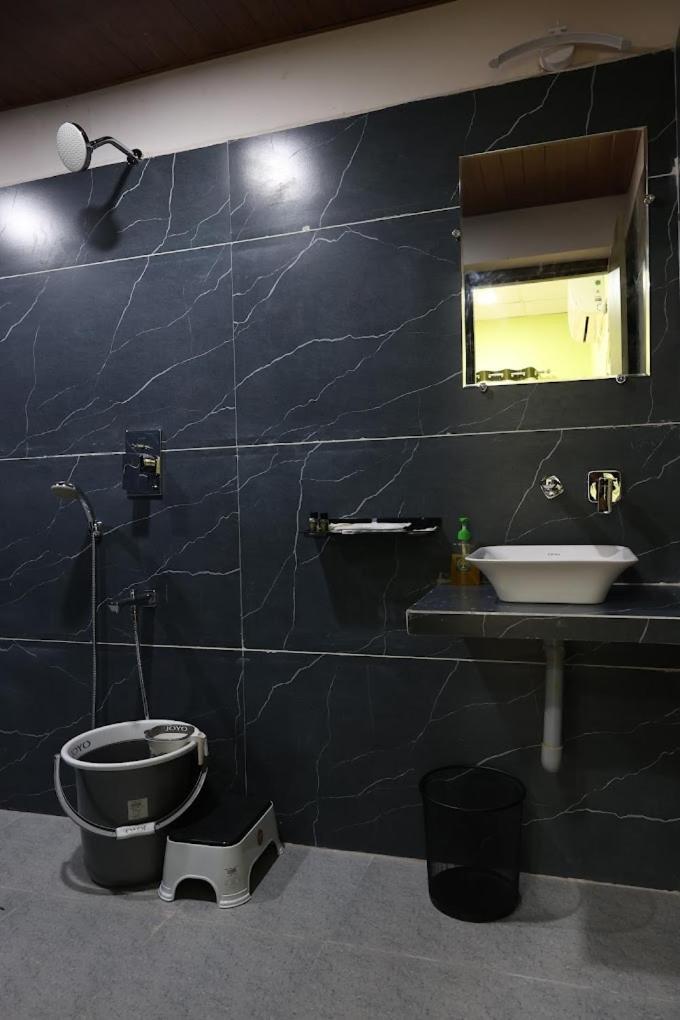 Pench Tiger Trails Resort Khawasa Bagian luar foto